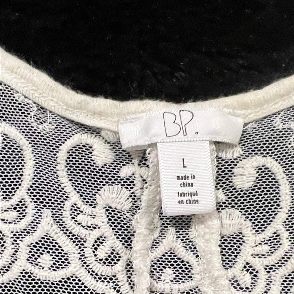 BP White Lace Detail Top - Picture 2 of 4